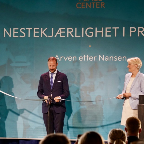 Åpnet Nansen-utstilling på verdens flyktningdag